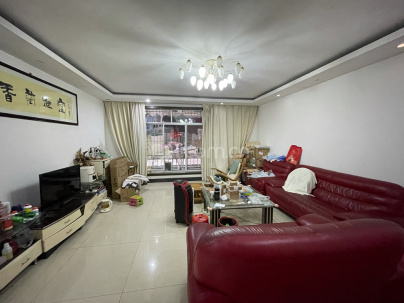 鸿雁花园小区 3室 2厅 137平米