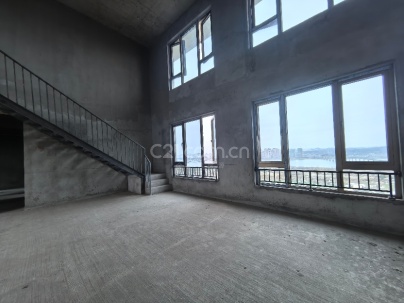 佳乐莲韵2区 5室 3厅 212平米