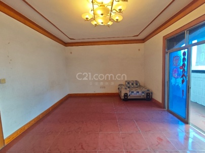 信用社小区  4室 2厅 157平米