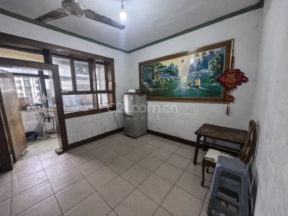 南转盘糖果厂宿舍 2室 2厅 64平米