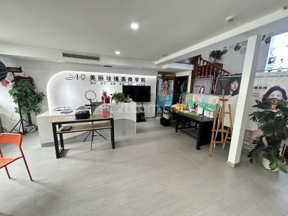 万达公寓 1室 1厅 44.7平米