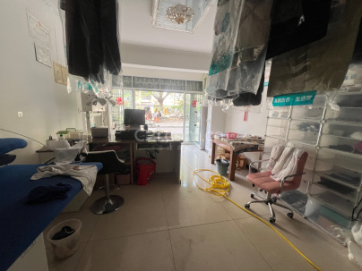 学苑小区 3室 2厅 100.43平米