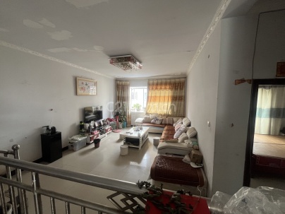 机场小区A区 3室 2厅 125平米