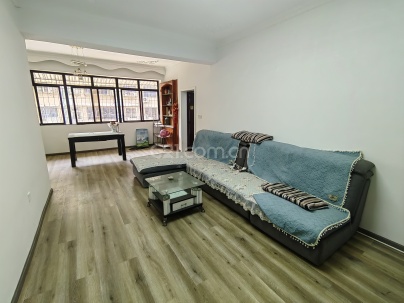 遂宁市环卫处宿舍 3室 2厅 100平米