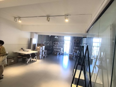 百盛家园 3室 2厅 230平米