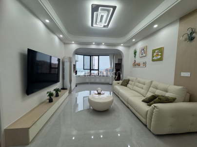 荣兴时代滨江  3室 2厅 94平米