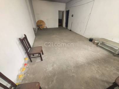 机场小区A区 2室 1厅 77平米