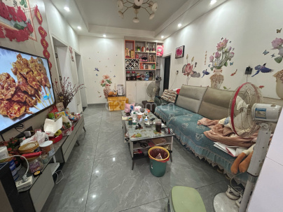 凯旋下路303号 3室 2厅 74平米