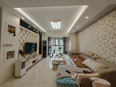 翰林名苑 3室 2厅 113.6平米