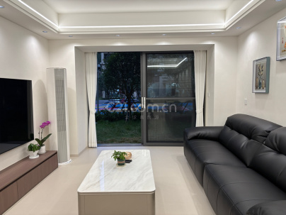 香山怡景 3室 2厅 110平米