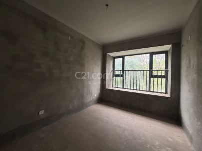 远成中心 4室 2厅 134平米