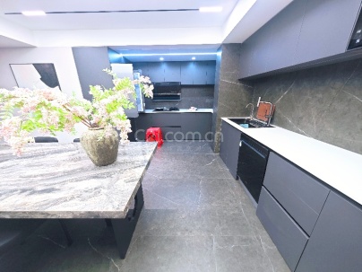 温泉国际社区 4室 3厅 136平米