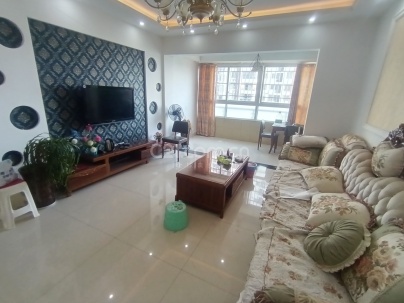 凯丽滨江南区 3室 2厅 86平米