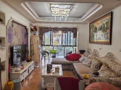 魅力城 3室 2厅 89平米