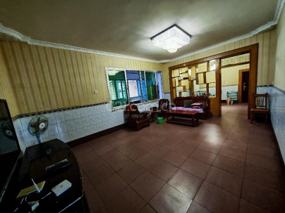 金叶小区 3室 2厅 120平米