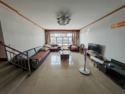 信欣大厦 4室 2厅 147.53平米