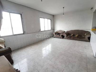 明霞路38号 3室 2厅 138平米