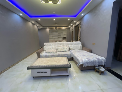 宏桥小区 3室 2厅 115平米