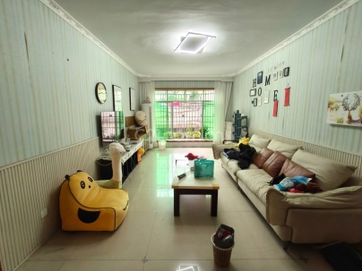 藕园巷农贸市场 3室 2厅 128.92平米