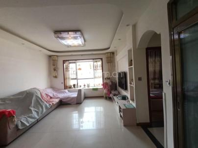 水岸花都 3室 2厅 95平米