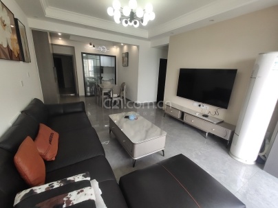 月山小区 3室 2厅 100平米