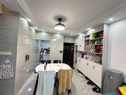 健坤华翔城6期 3室 2厅 79平米