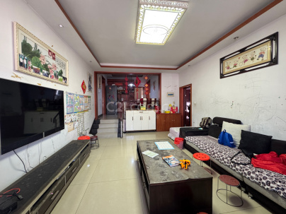 泰佳尔阳光城 4室 2厅 131平米