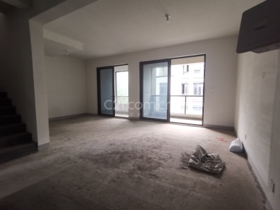 华鸿玉湖铭园 4室 2厅 159平米