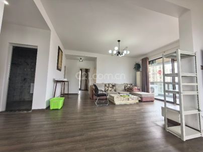 新湖天润阁 3室 2厅 143平米