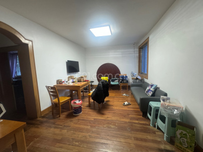 白云小区 3室 2厅 81平米