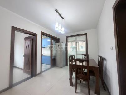 莲花新村 3室 2厅 146平米