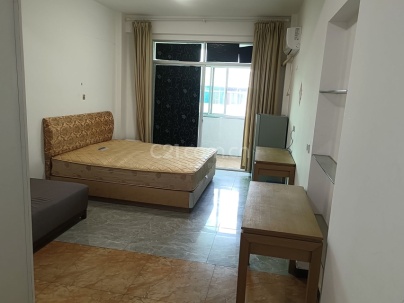 万丰小区（内有高伟大厦） 1室 1厅 40平米