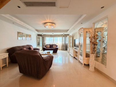 桃源山庄 5室 2厅 168平米