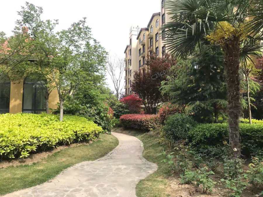 御景华城 3室 2厅 154平米