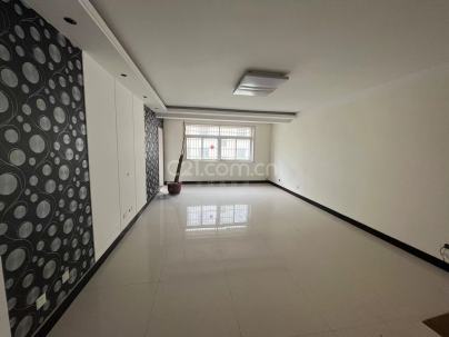 国土局宿舍（锦绣长江） 3室 2厅 170平米