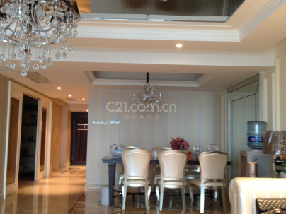 世茂宫园 2室 2厅 198平米