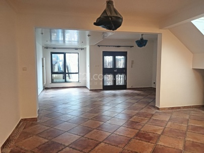 珠江奥古斯塔城邦 5室 2厅 288平米