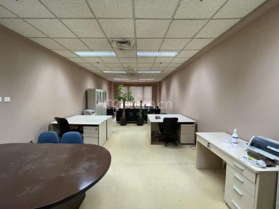 高斓大厦 1室 1厅 73.77平米