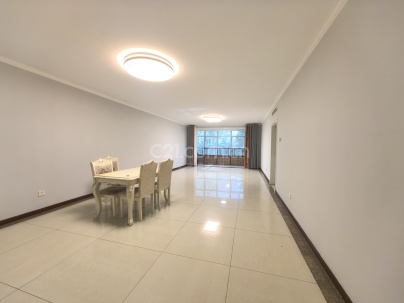 万豪国际公寓 4室 2厅 235.22平米