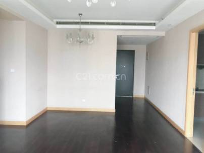 珺悦国际 3室 2厅 136平米