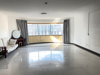 京华豪园 3室 2厅 223平米