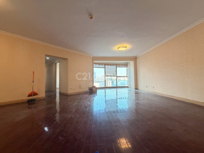 中国第一商城(纽约豪园) 3室 2厅 192平米