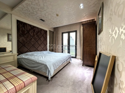 瑞士公寓 1室 1厅 82平米