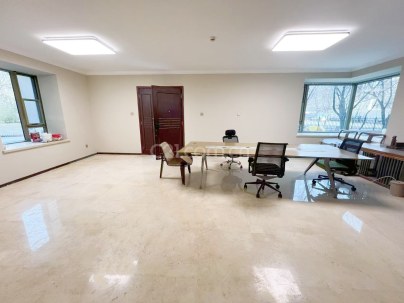 御景园 3室 2厅 188.33平米