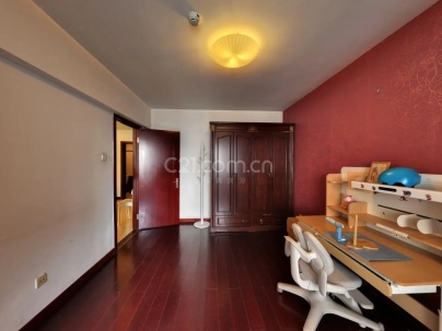 康堡花园 1室 1厅 96平米