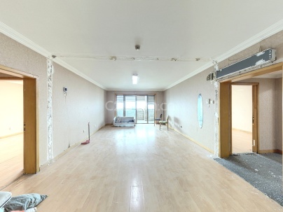 御景园 3室 2厅 192平米