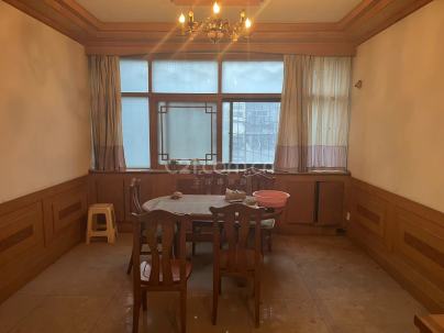 千田绿园公寓 4室 2厅 168平米