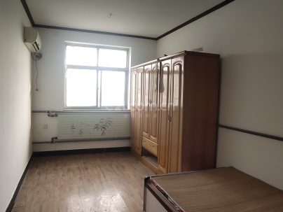 曙光公寓 3室 2厅 130平米