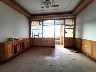 泗水县东北片区家属院 3室 2厅 120平米