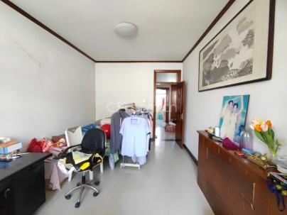 泗水国税局家属院 3室 2厅 130平米